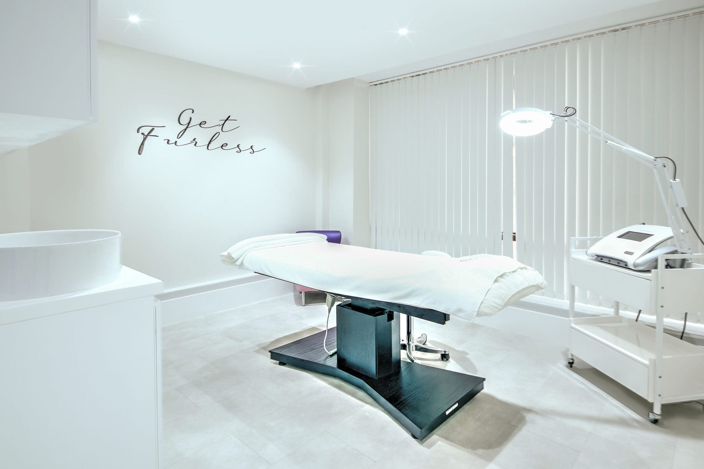 How Much Does Electrolysis Permanent Hair Removal Cost in Dubai?